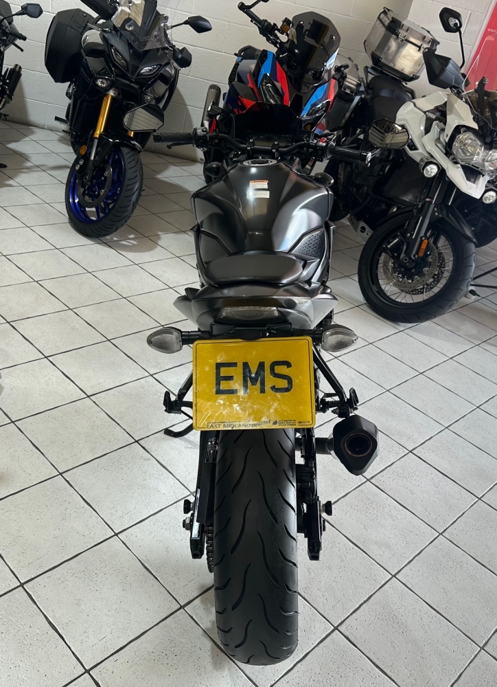 Suzuki GSX-S750
