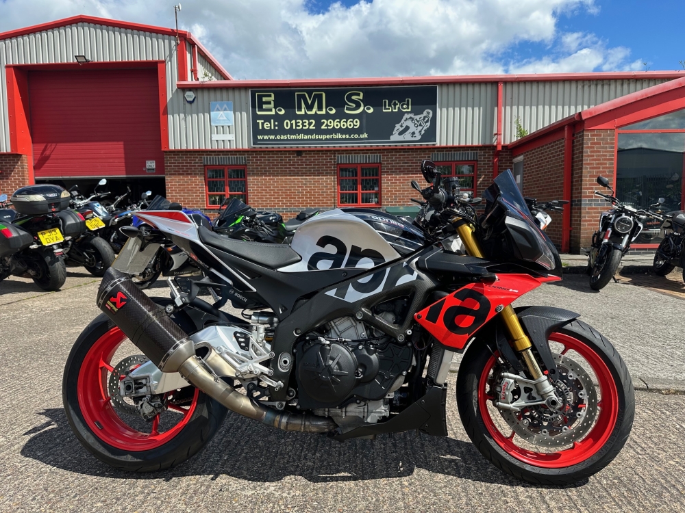 Aprilia Tuono 1100 V4 Factory