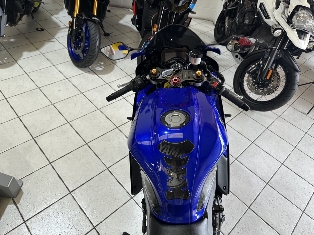 Yamaha YZF R7