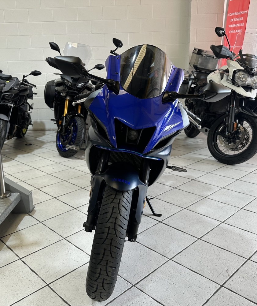 Yamaha YZF R7