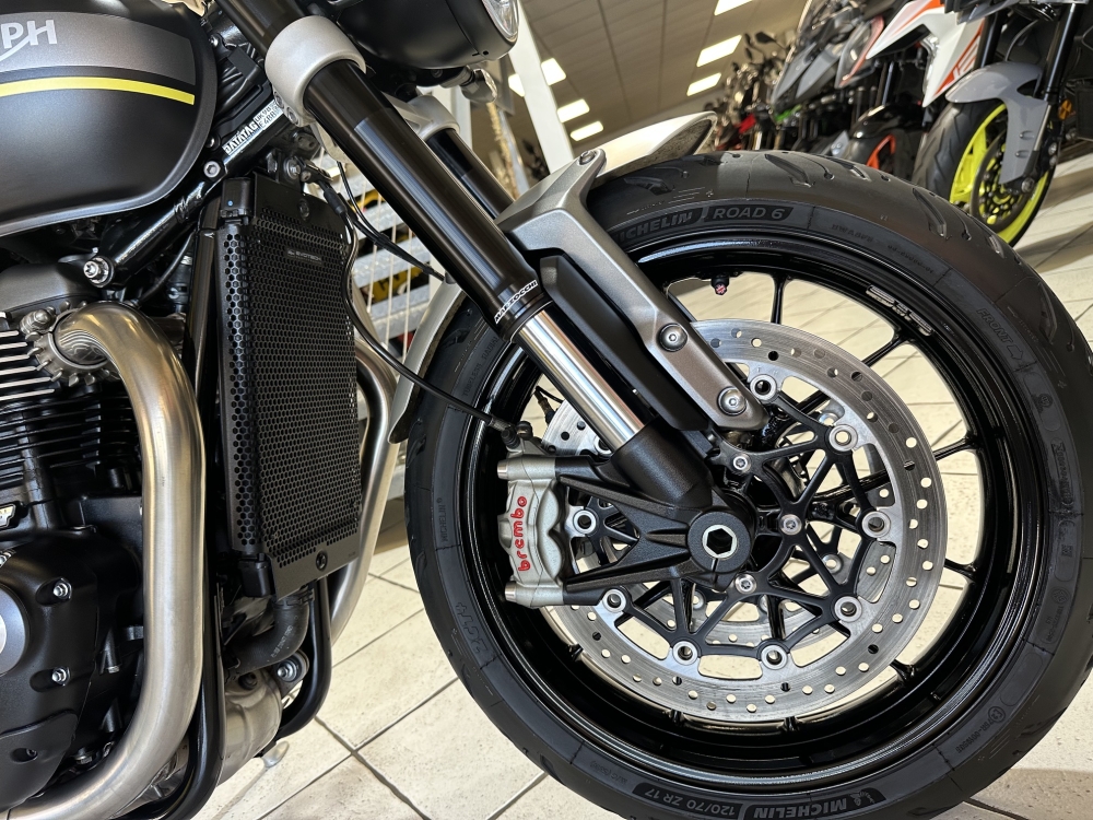 Triumph Speed Twin 1200