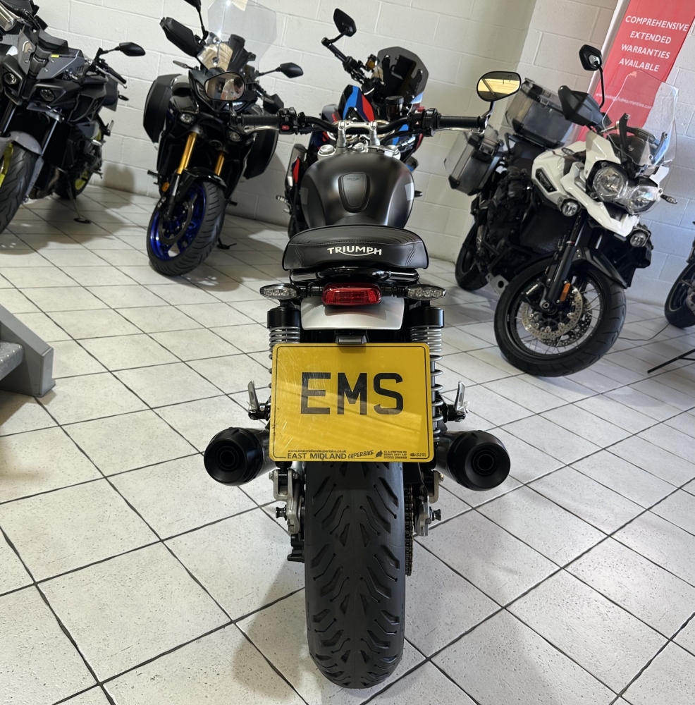 Triumph Speed Twin 1200