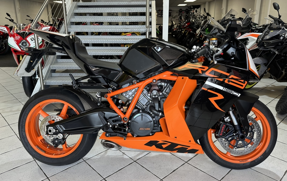 KTM RC8 R