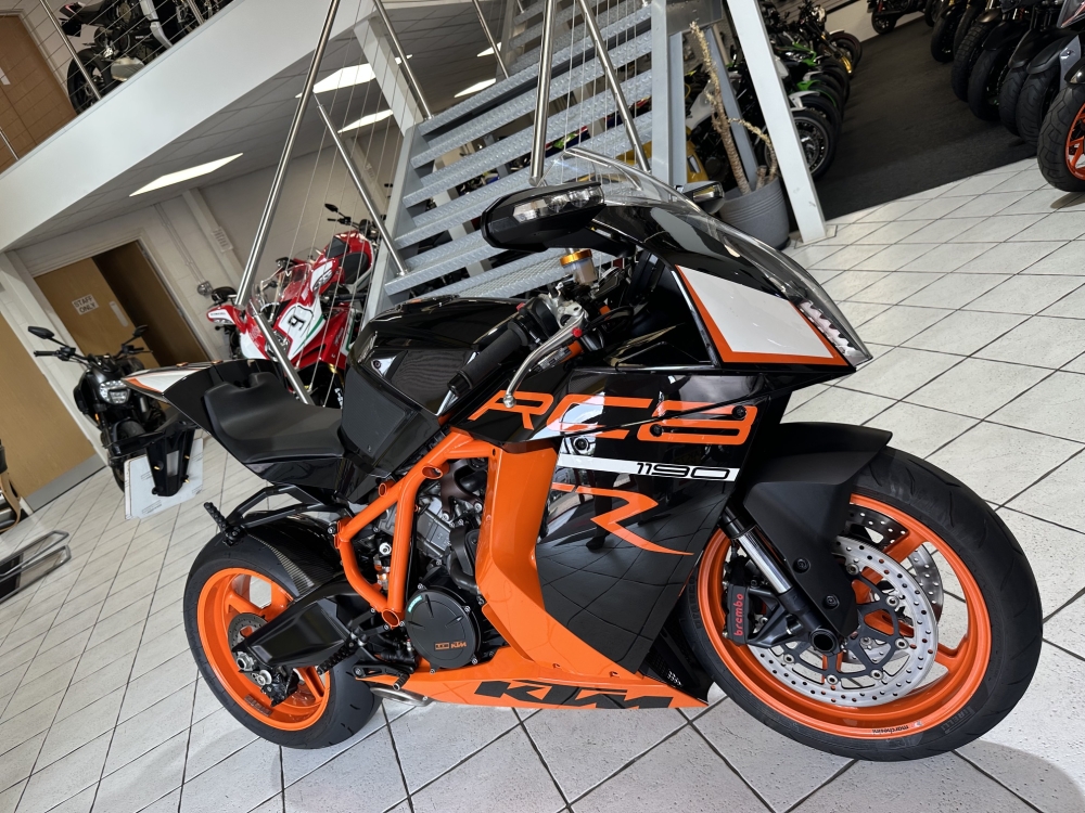 KTM RC8 R