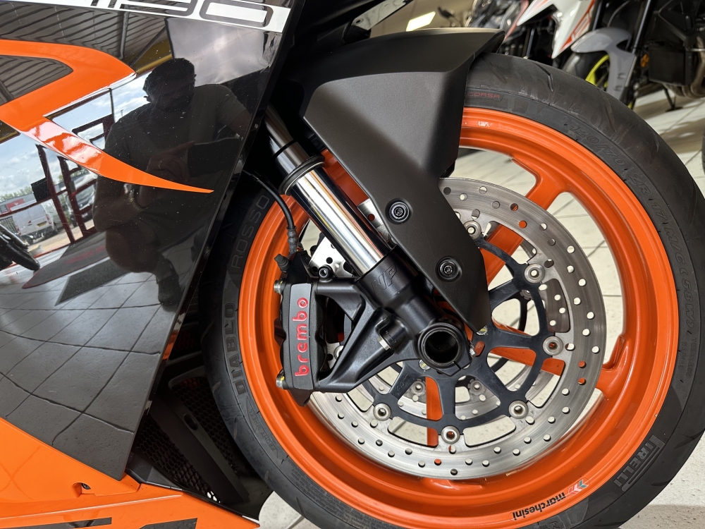 KTM RC8 R