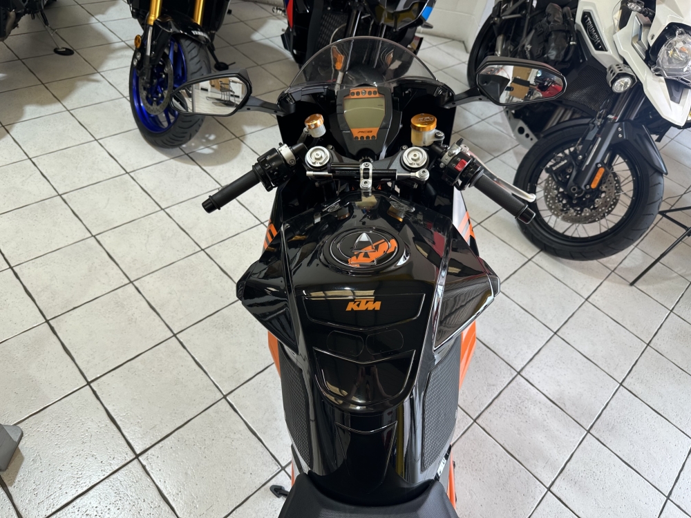 KTM RC8 R