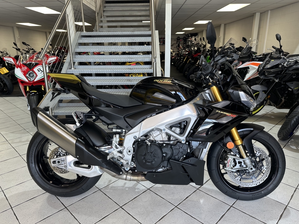 Aprilia Tuono 1100 V4 Factory