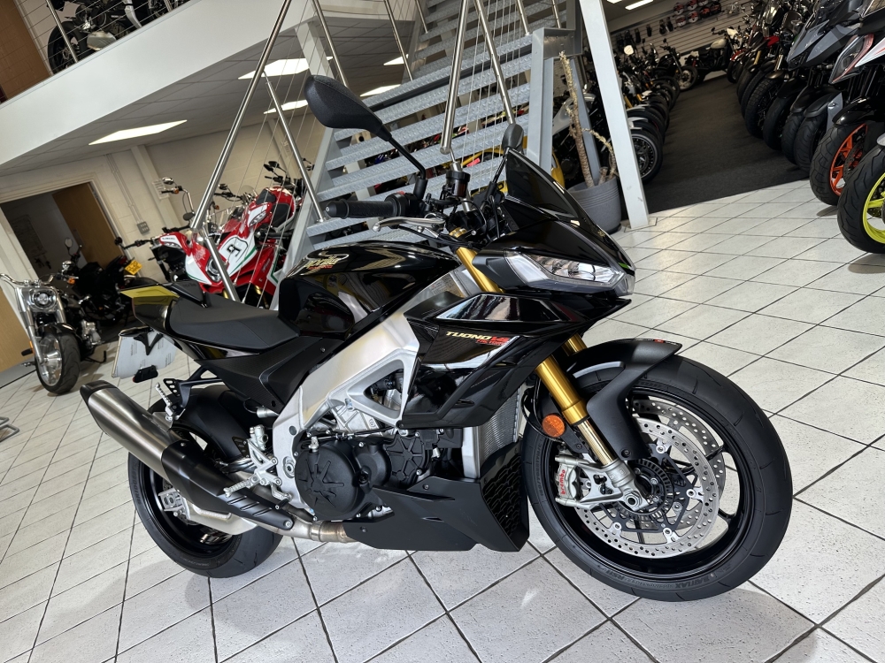 Aprilia Tuono 1100 V4 Factory