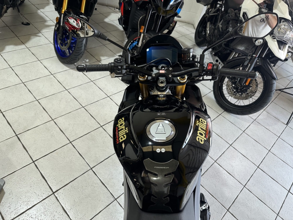 Aprilia Tuono 1100 V4 Factory