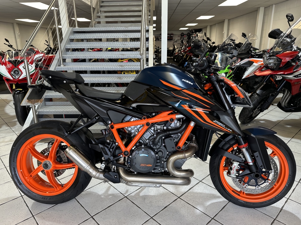 KTM 1290 SuperDuke R