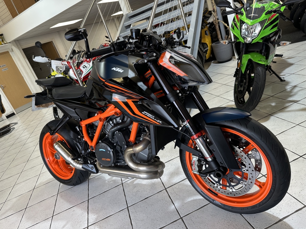 KTM 1290 SuperDuke R