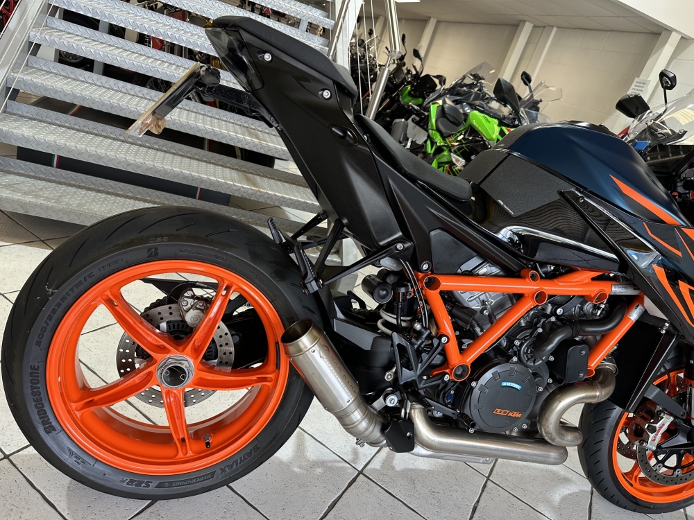 KTM 1290 SuperDuke R