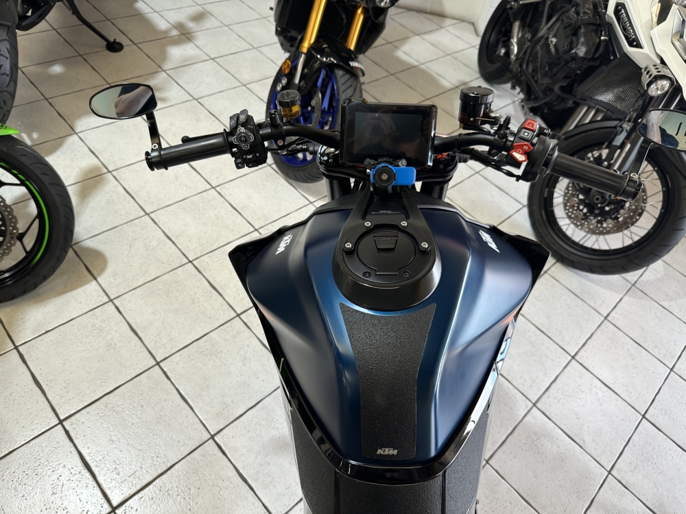 KTM 1290 SuperDuke R