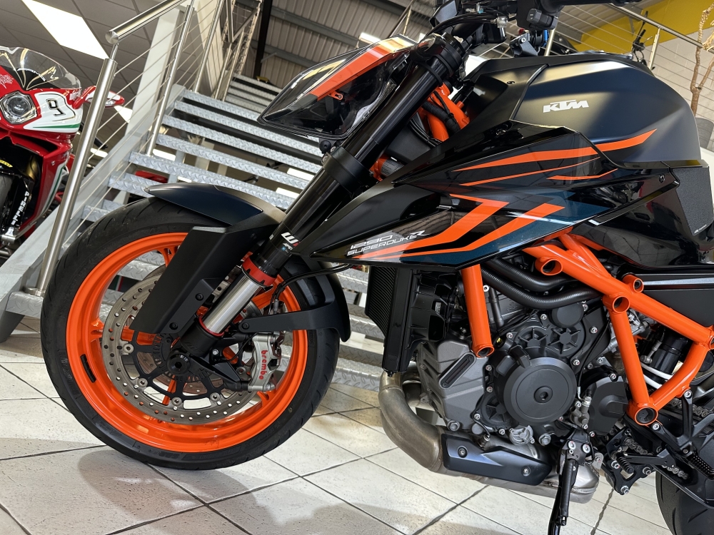 KTM 1290 SuperDuke R