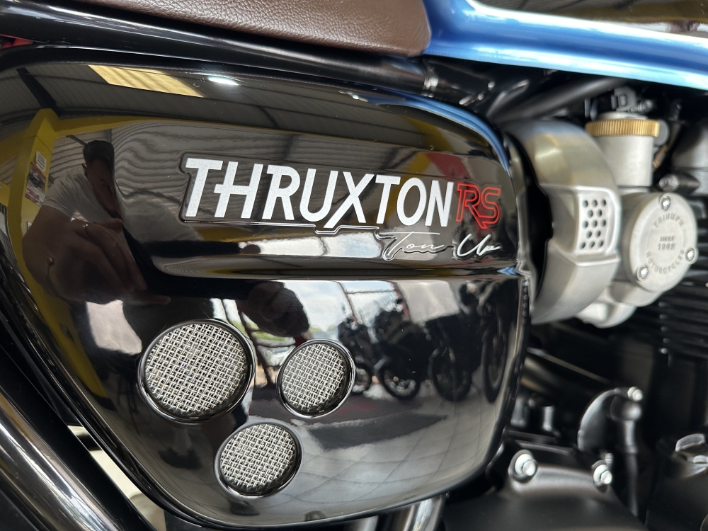 Triumph Thruxton RS Ton Up Edition