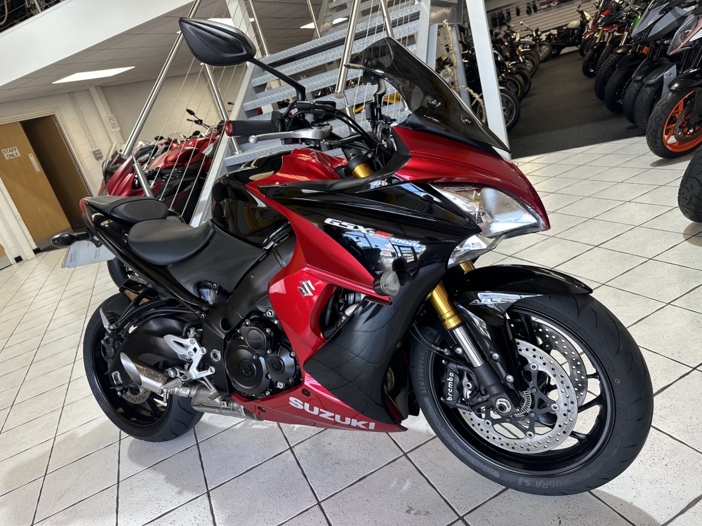 Suzuki GSX-S1000F