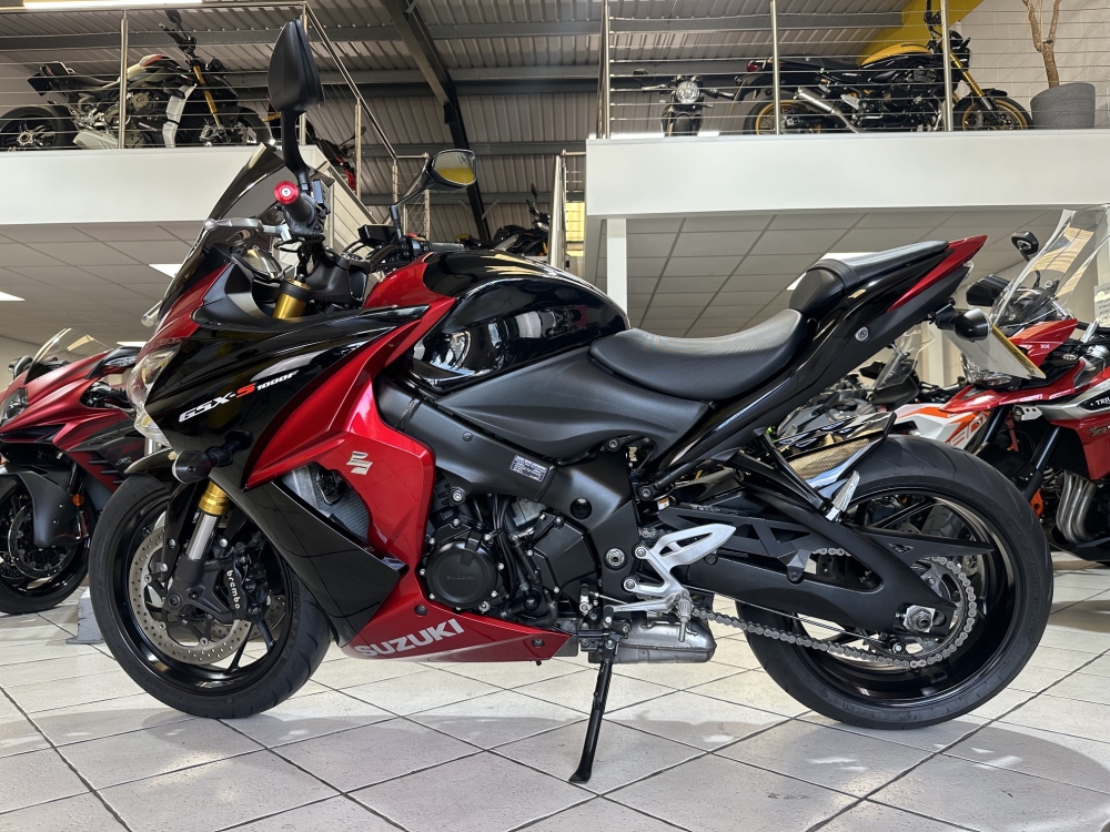 Suzuki GSX-S1000F