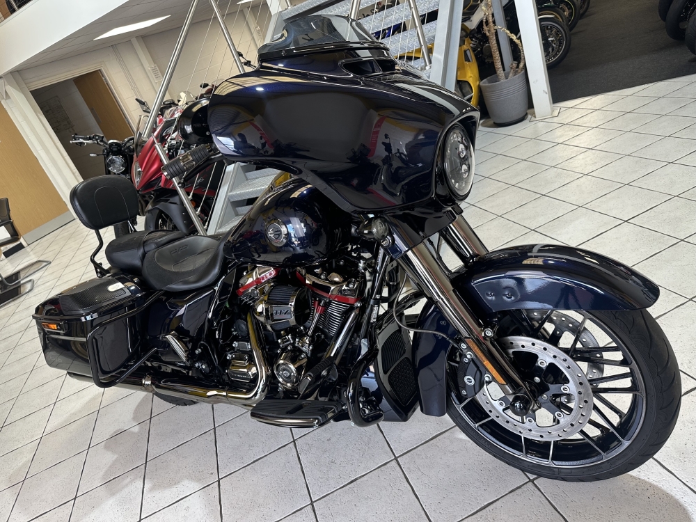 Harley-Davidson Street Glide CVO