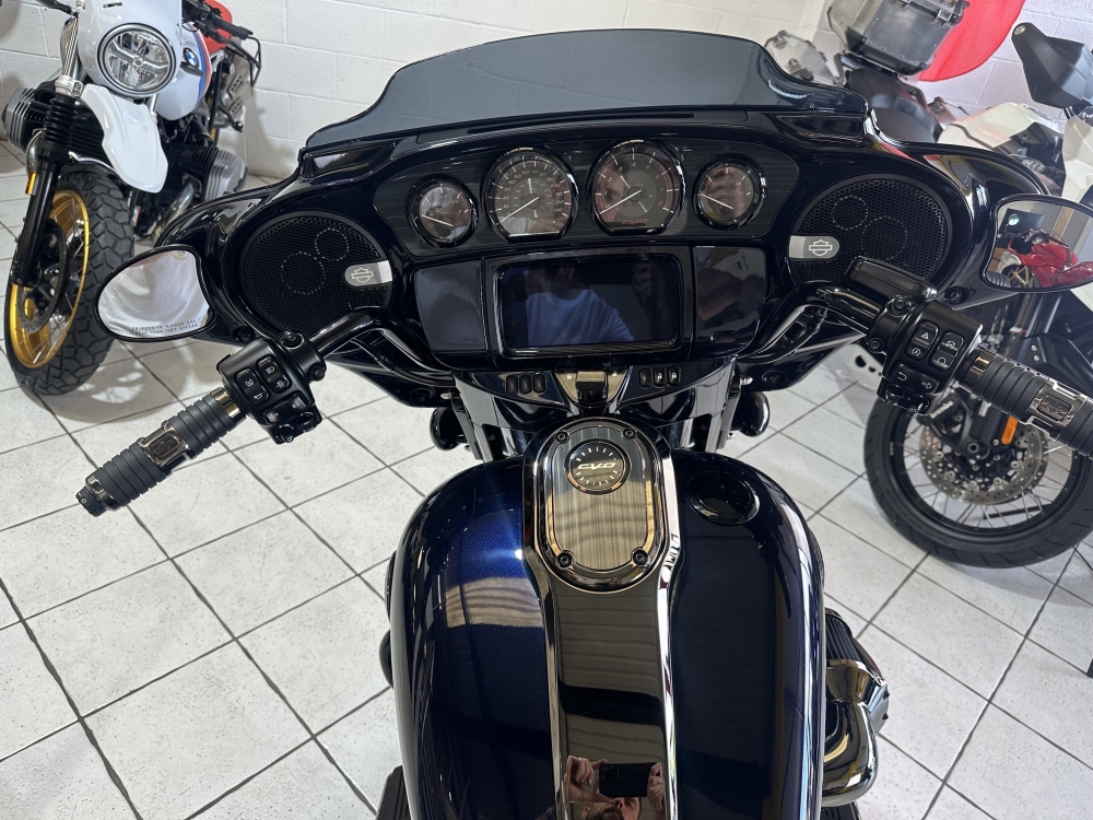 Harley-Davidson Street Glide CVO
