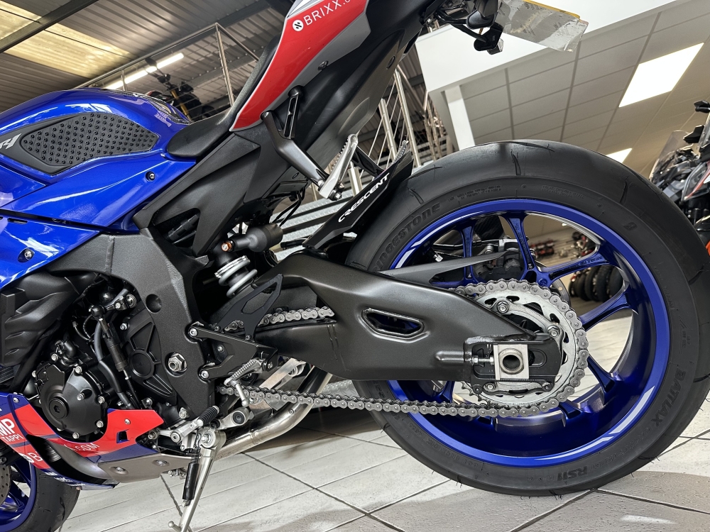 Yamaha YZF-R1 2021