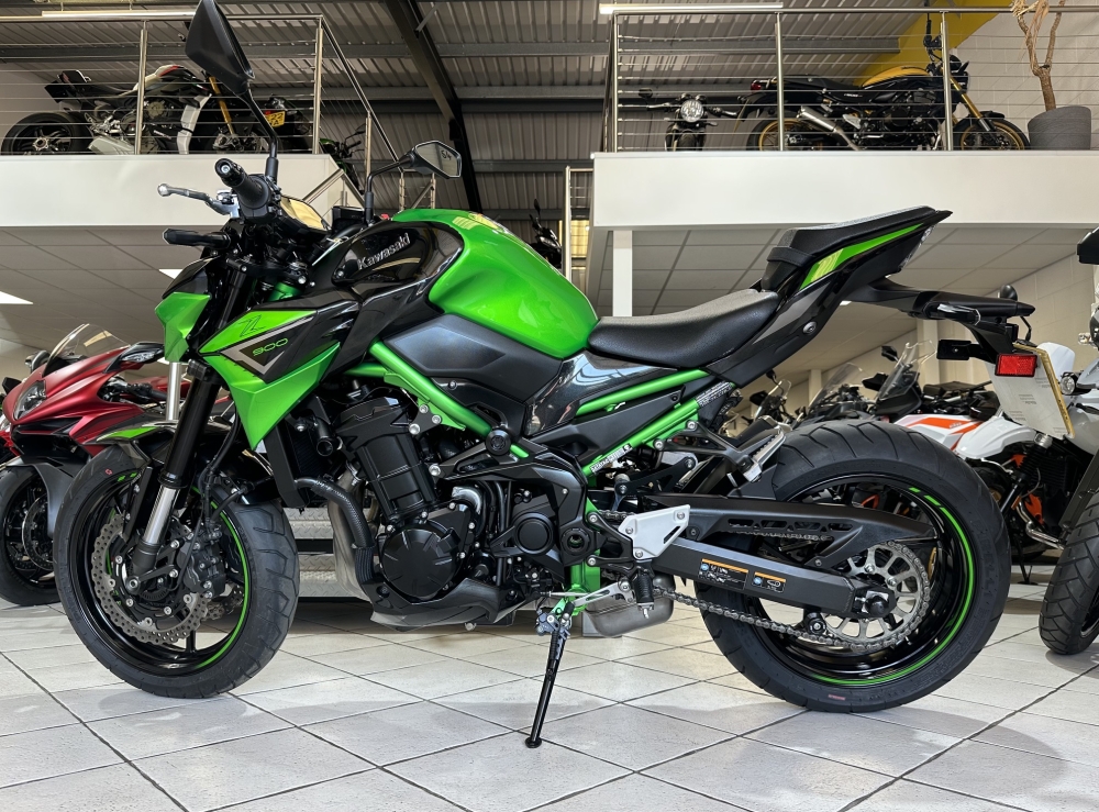 Kawasaki Z900