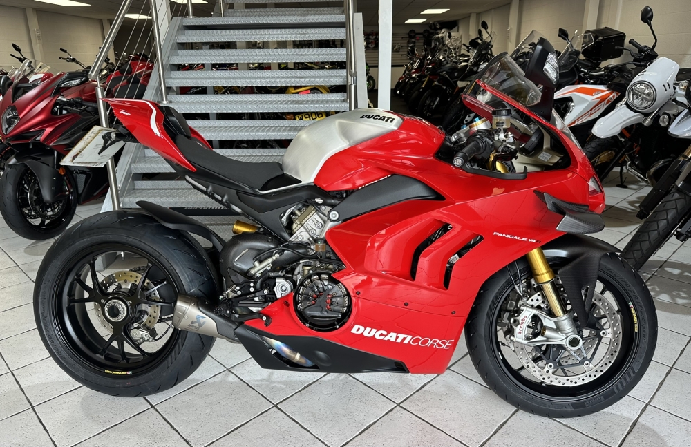 Ducati Panigale V4 R