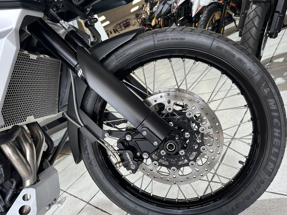 Triumph Tiger 800 XCA