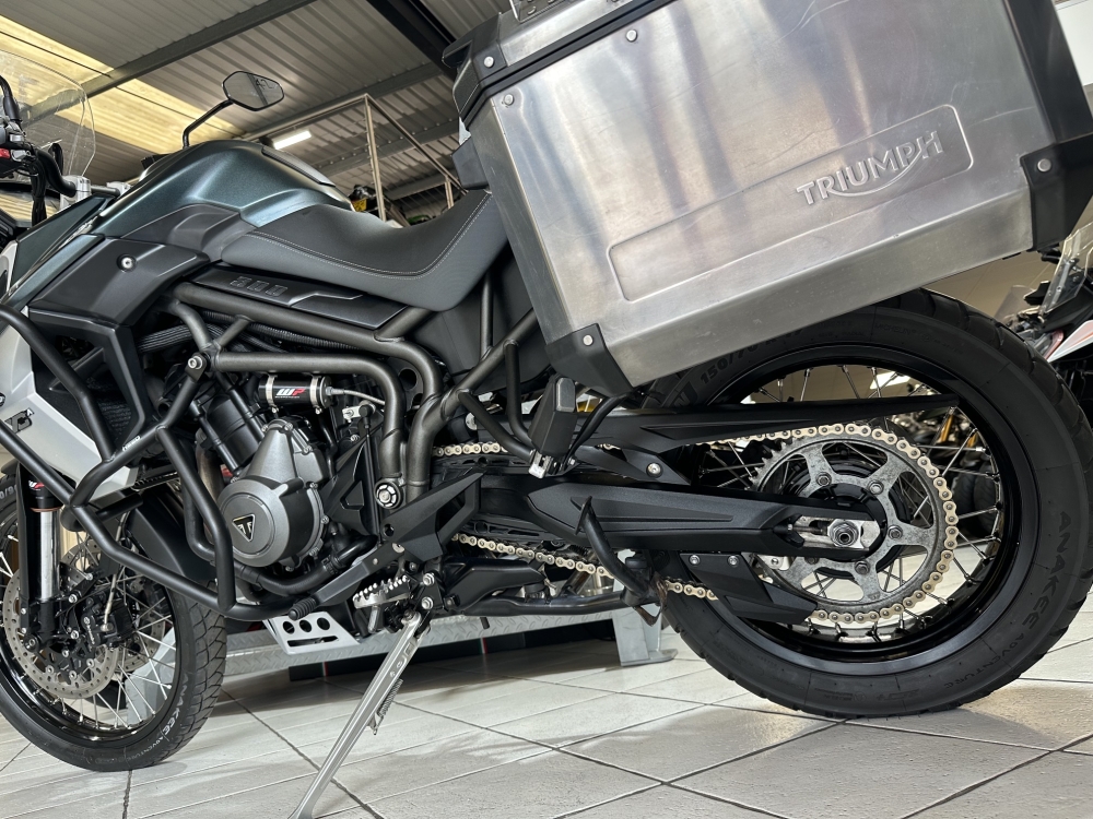Triumph Tiger 800 XCA