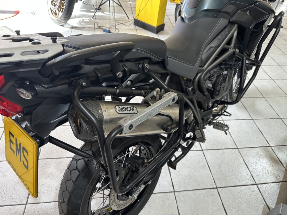 Triumph Tiger 800 XCA