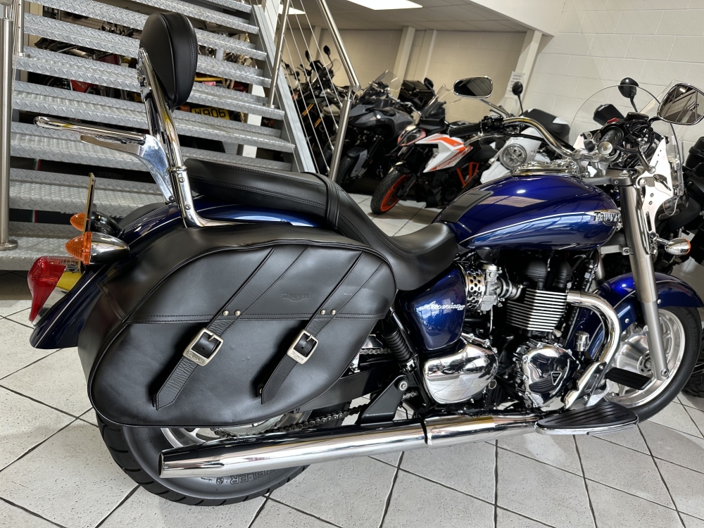 Triumph Bonneville America LT