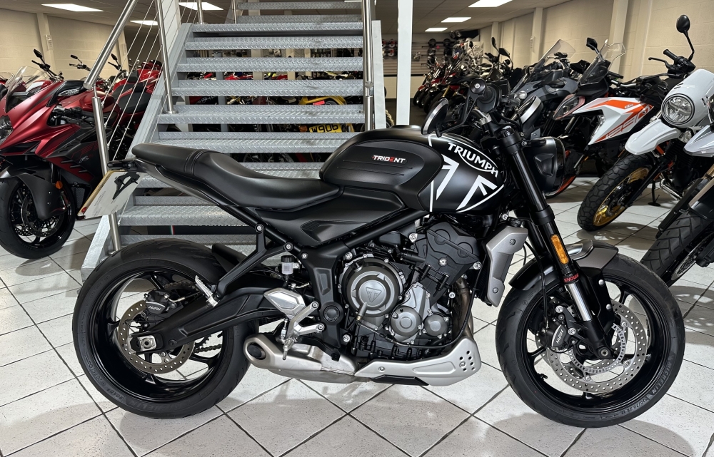 Triumph Trident 660
