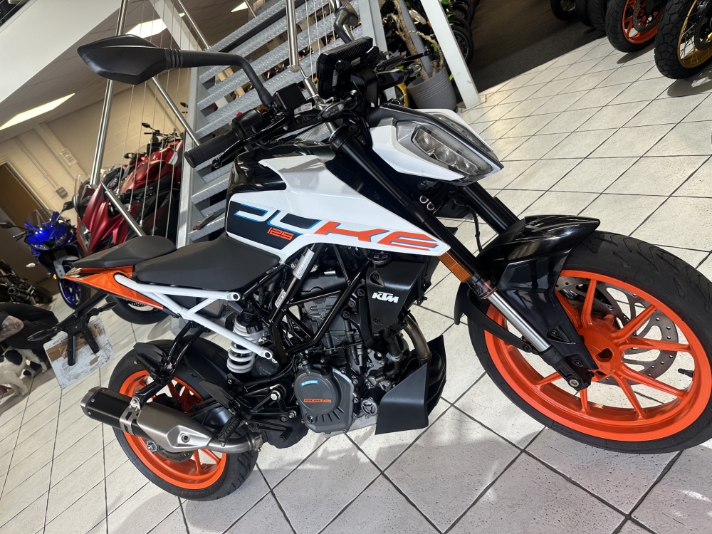KTM Duke 125