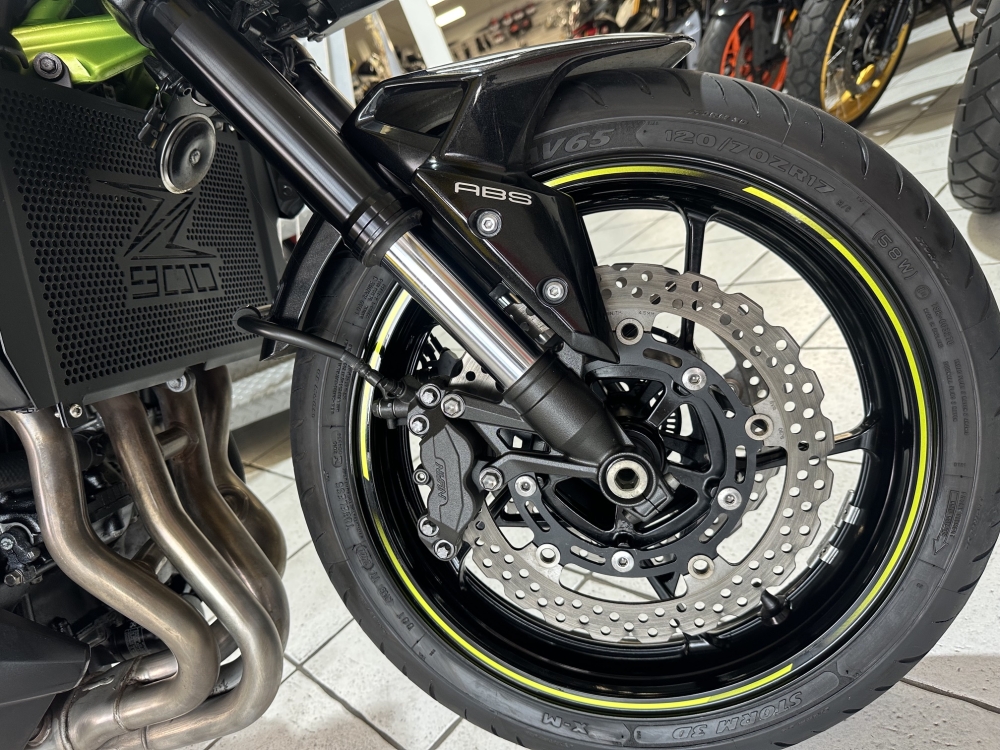 Kawasaki Z900