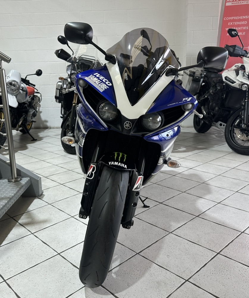 Yamaha R1