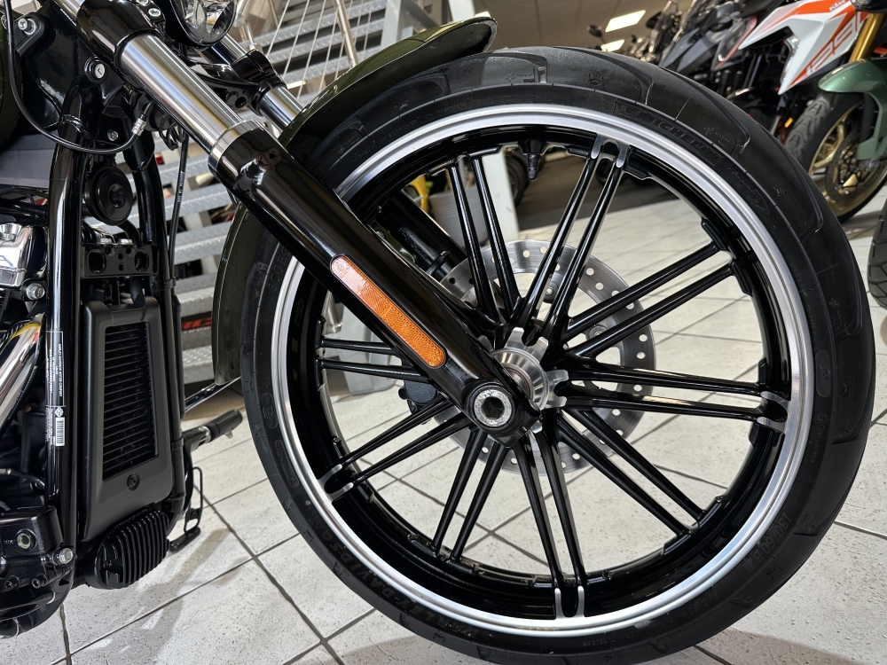 Harley-Davidson Breakout