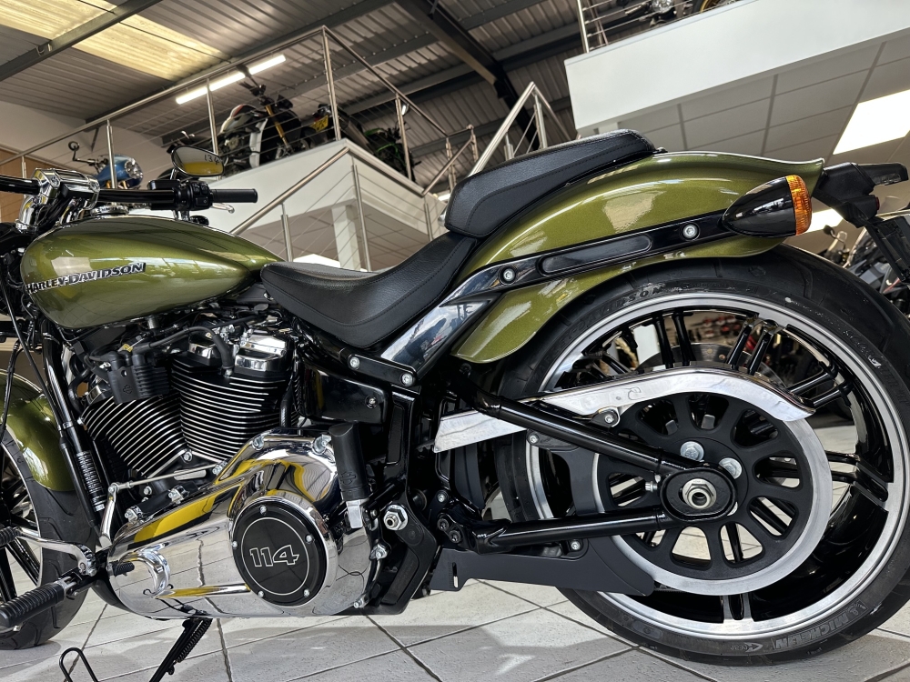Harley-Davidson Breakout