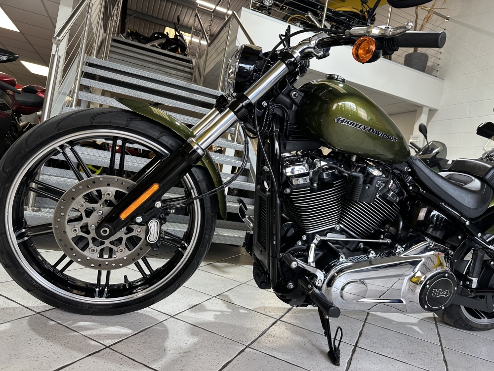 Harley-Davidson Breakout