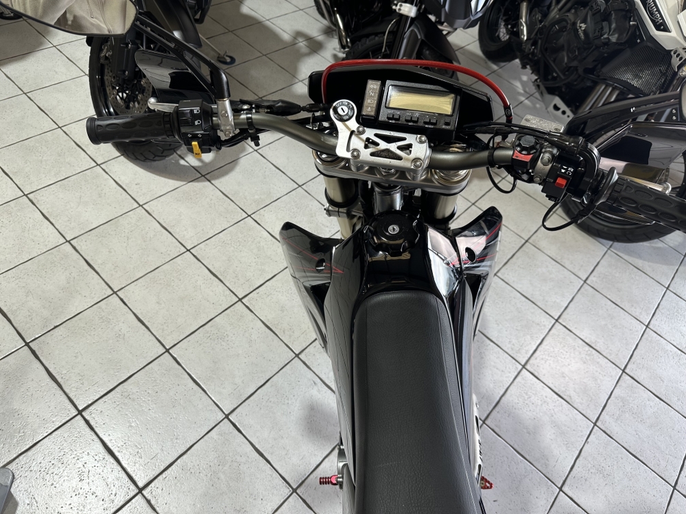 Suzuki DR-Z400 SM