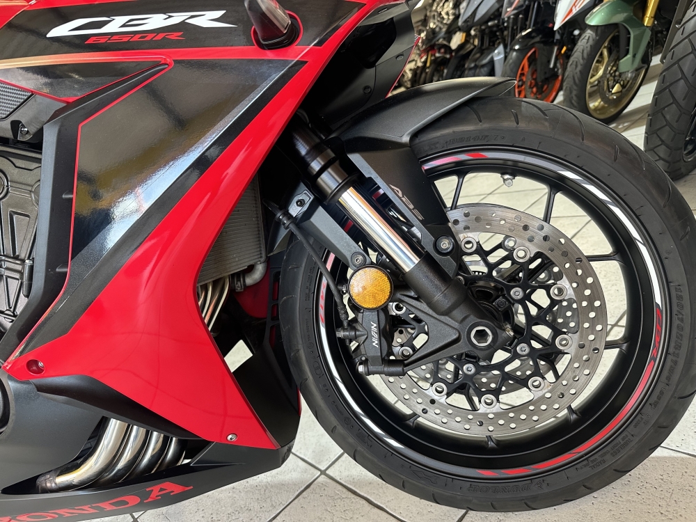 Honda CBR650R