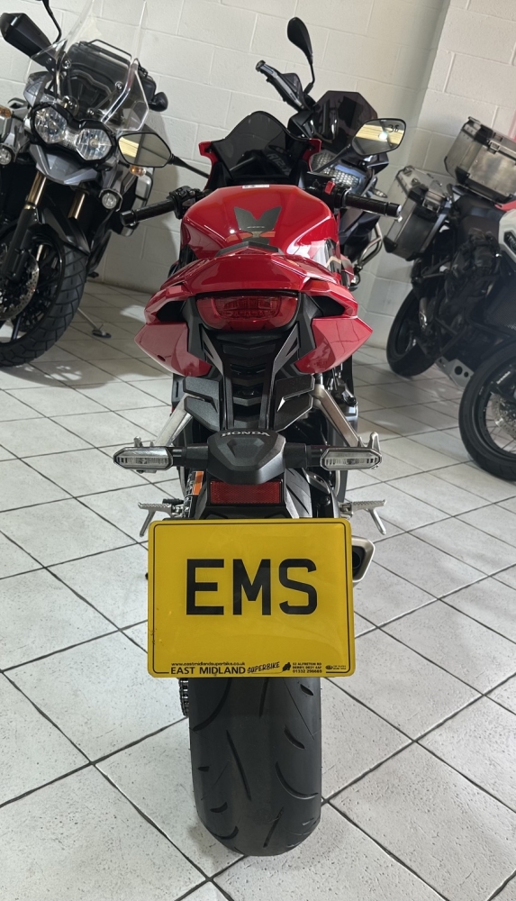 Honda CBR650R