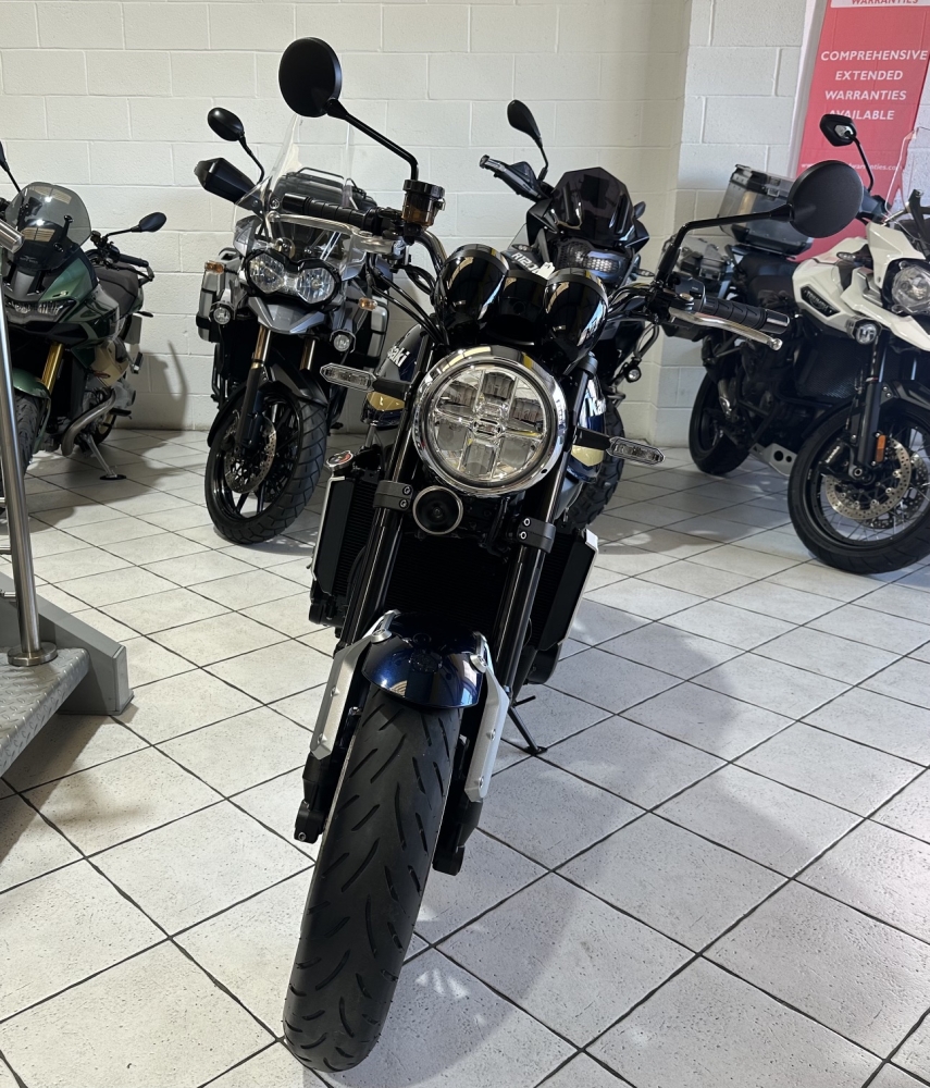 Kawasaki Z900 RS