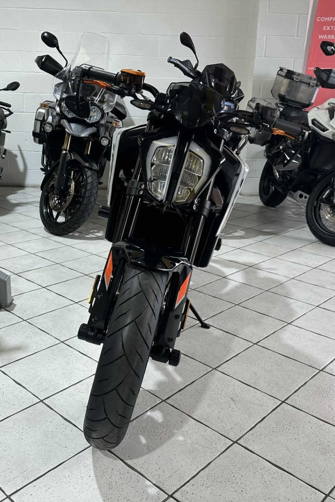 KTM Duke 790