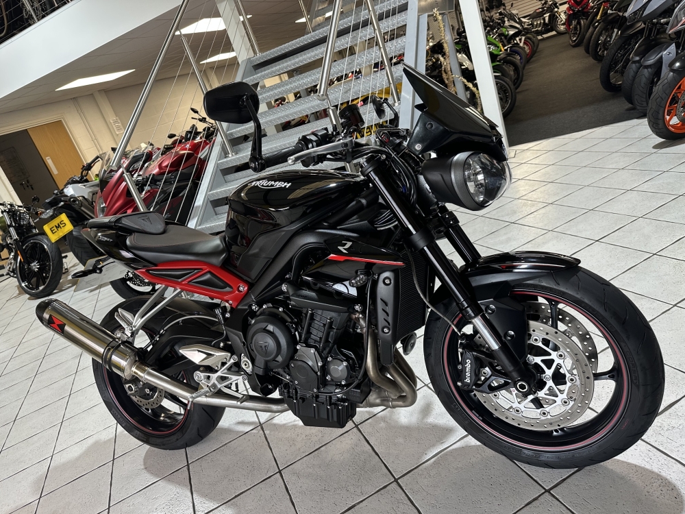 Triumph Street triple 765 R Low