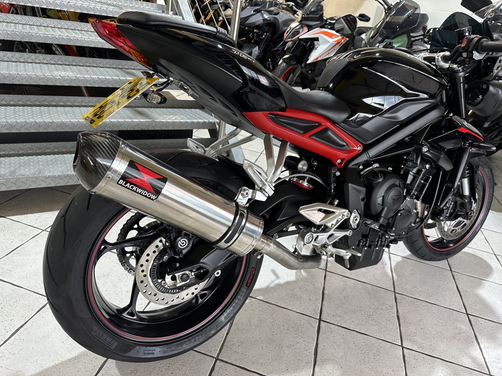 Triumph Street triple 765 R Low