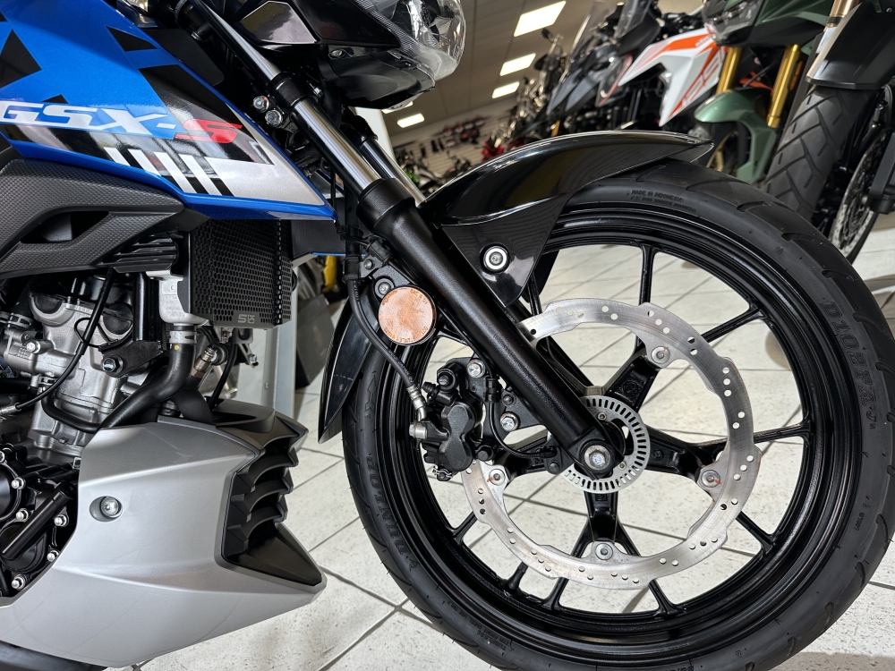 Suzuki GSX-S125
