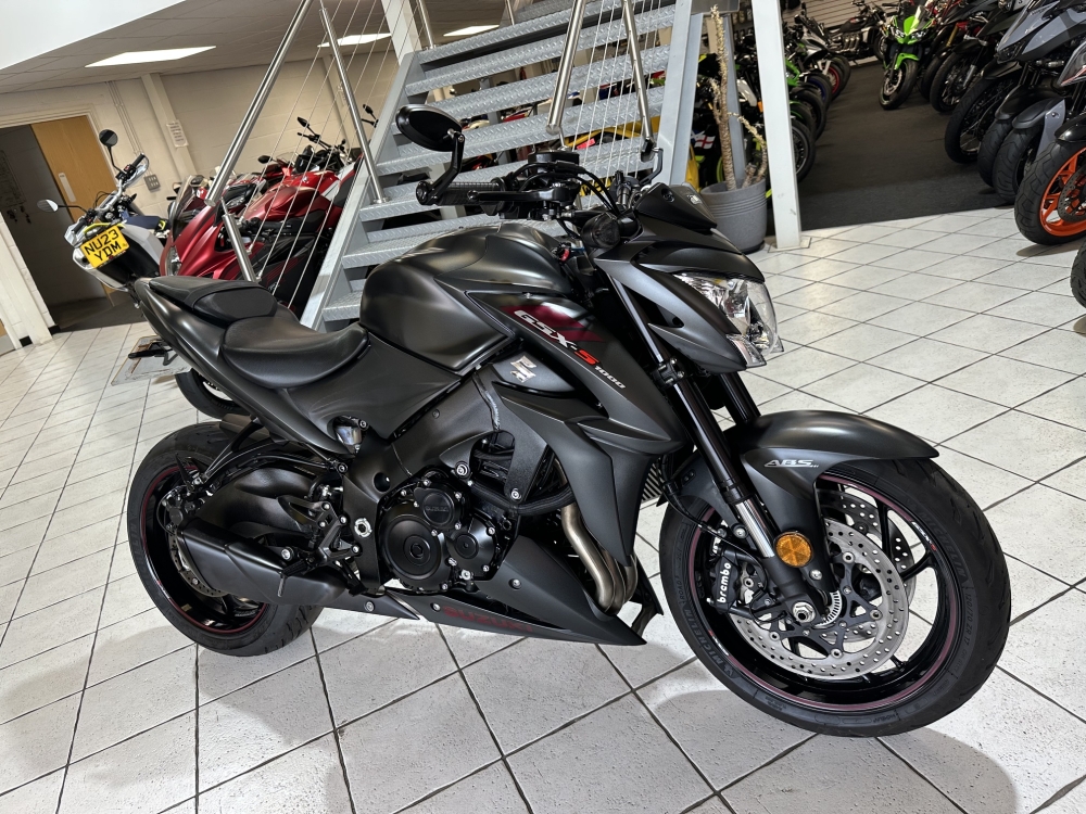 Suzuki GSX-S1000