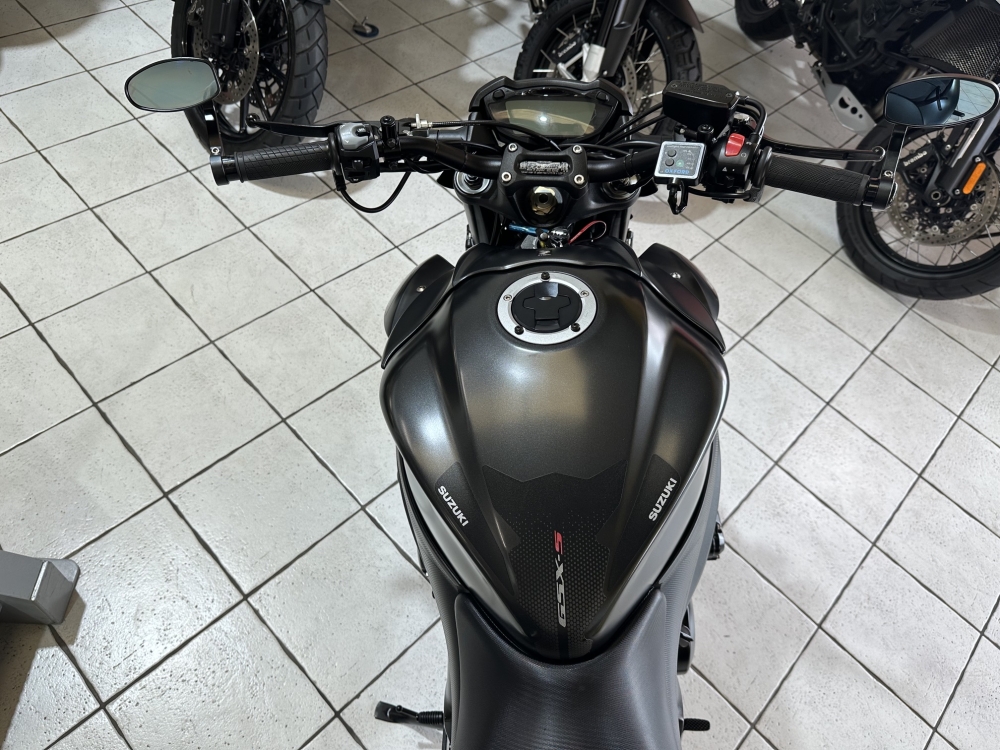 Suzuki GSX-S1000