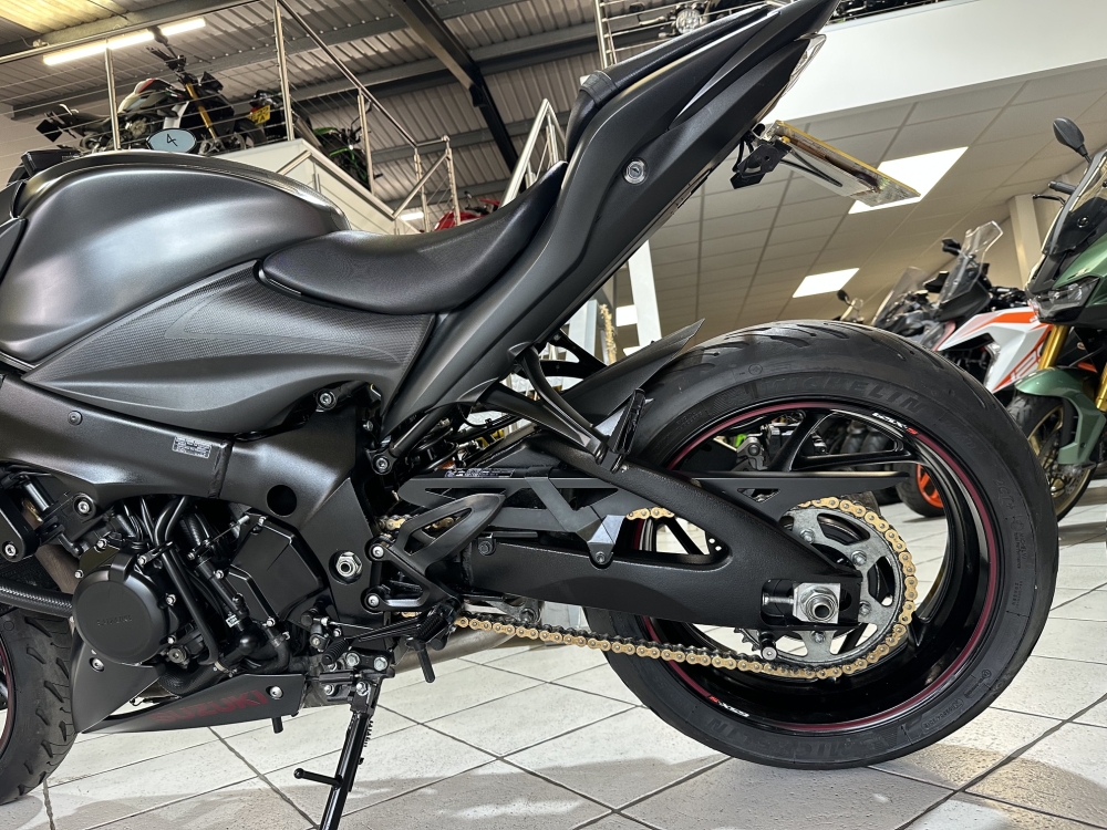 Suzuki GSX-S1000