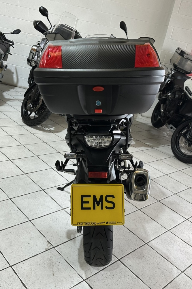 Suzuki V-Strom DL800