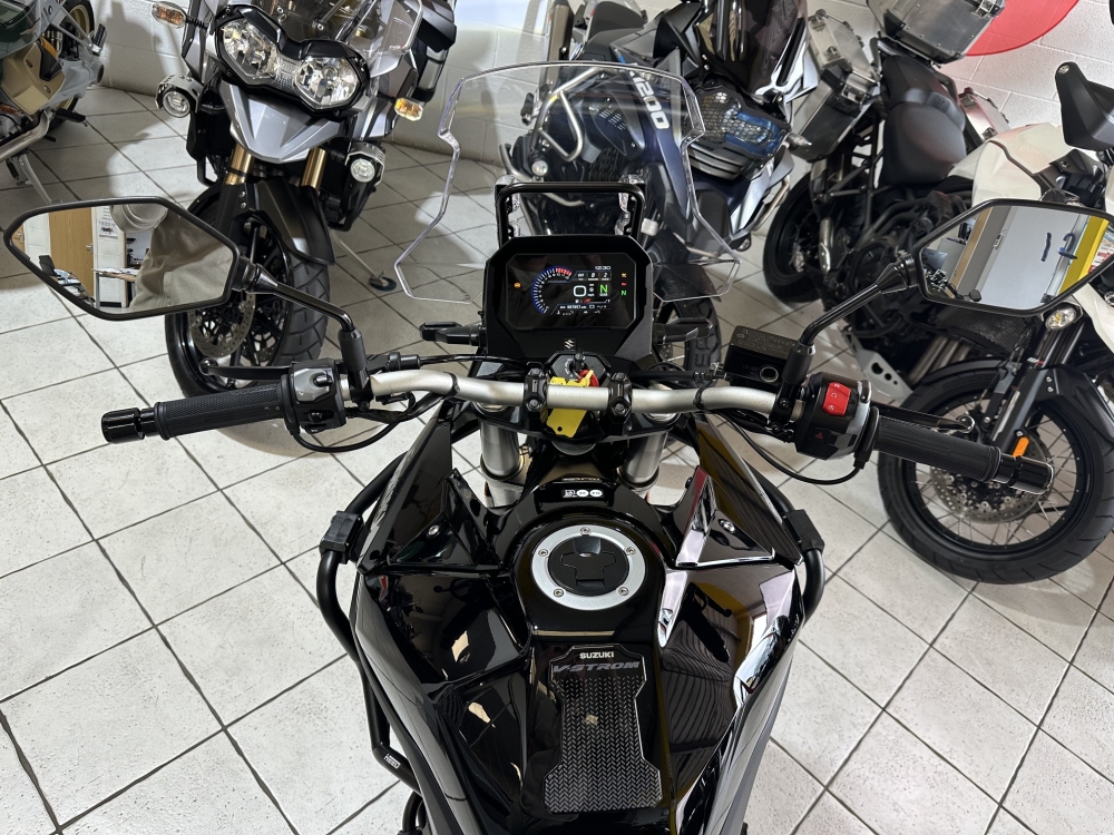 Suzuki V-Strom DL800